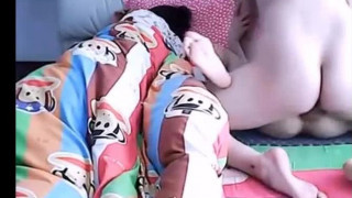 Đụ bạn của vợ khi vợ ngủ say Đụ bạn của vợ khi vợ ngủ say