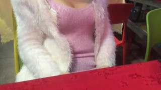 兼職模特琪琪顏值身材不必多說,要看她在車上、廁所、電影院、與最後房內精彩表現! 兼職模特琪琪顏值身材不必多說,要看她在車上、廁所、電影院、與最後房內精彩表現!