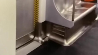 港女系列~ 地下鐵碰著她 港女系列~ 地下鐵碰著她