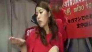 通野未帆の凄テクを10分耐えたら生中出しさせてあげま~す♪タイムリミットは10分間!あなたは耐えられる?…わけないかww 通野未帆の凄テクを10分耐えたら生中出しさせてあげま~す♪タイムリミットは10分間!あなたは耐えられる?…わけないかww