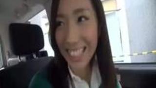 アイドル級の幼妻20歳が新婚3ヶ月でまさかのビッチ感を露呈し浮気エッチ アイドル級の幼妻20歳が新婚3ヶ月でまさかのビッチ感を露呈し浮気エッチ