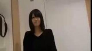 【無修正】混浴風呂に女1人!!オヤジ達に連チャンで生中出しされた黒髪美しいおねえさん 【無修正】混浴風呂に女1人!!オヤジ達に連チャンで生中出しされた黒髪美しいおねえさん