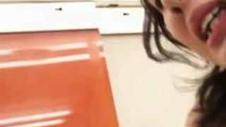 【吉川あいみ】人気の無い店の中で生チ○コをハメまくる3Pセックス!?スレンダーなのに巨乳なエロすぎるカラダが突く度に揺れてエロすぎなんだがww 【吉川あいみ】人気の無い店の中で生チ○コをハメまくる3Pセックス!?スレンダーなのに巨乳なエロすぎるカラダが突く度に揺れてエロすぎなんだがww