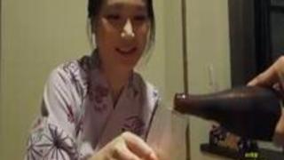 渡部涼子 寂しさを紛らわせるために不倫する人妻 渡部涼子 寂しさを紛らわせるために不倫する人妻