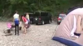 ド変態な爆乳神乳を揺らして感じるパイズリ上手な淫乱痴女ビッチの露出狂プレイがエロすぎる件 ド変態な爆乳神乳を揺らして感じるパイズリ上手な淫乱痴女ビッチの露出狂プレイがエロすぎる件