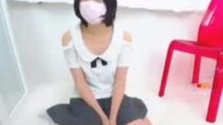 【ライブチャット】超絶幼過ぎる天然美少女がプチ★オナニーを配信www 【ライブチャット】超絶幼過ぎる天然美少女がプチ★オナニーを配信www