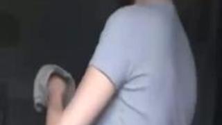 銭湯でオヤジ客のフル勃起チ〇ポをガン見する痴女番頭!発情して誘惑し性交しまくるw 銭湯でオヤジ客のフル勃起チ〇ポをガン見する痴女番頭!発情して誘惑し性交しまくるw