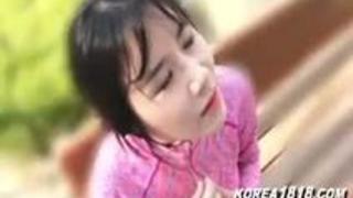 ランニング休憩中のスレンダー美巨乳ギャル女子大生(韓国人留学生)を素人ナンパで電マ快楽攻め&エロ乳おっぱい揉み揉み素股エロ動画 ランニング休憩中のスレンダー美巨乳ギャル女子大生(韓国人留学生)を素人ナンパで電マ快楽攻め&エロ乳おっぱい揉み揉み素股エロ動画