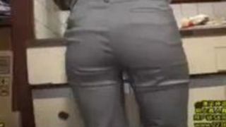 人妻 フェラ 鈴村あいり 尻コキ 尻 人妻 フェラ 鈴村あいり 尻コキ 尻