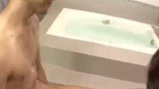 【無修正】それでもチ●コが欲しい…五十路ソープ嬢 【無修正】それでもチ●コが欲しい…五十路ソープ嬢