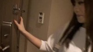 美しいアジア人の妻が楽しむ平井綾 美しいアジア人の妻が楽しむ平井綾