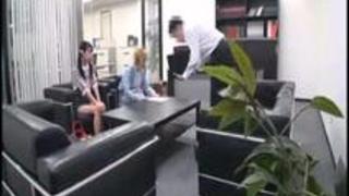 ビデオのお仕事。みみ143cm つるぺた 29kg ビデオのお仕事。みみ143cm つるぺた 29kg