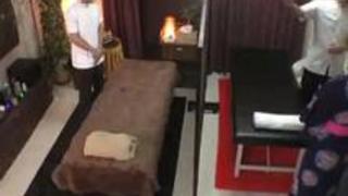 【エロ動画】ダンナ婦で浴衣着マッサージ。泥酔状態の奥さんをネトるのは簡単ですぐにイキ声が聞こえる 【エロ動画】ダンナ婦で浴衣着マッサージ。泥酔状態の奥さんをネトるのは簡単ですぐにイキ声が聞こえる