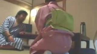 【個人撮影】「駄目ですよ、困ります」旅館で爆乳おっぱいの美人な女将を口説いてSEXした映像が流出!【熟女】 【個人撮影】「駄目ですよ、困ります」旅館で爆乳おっぱいの美人な女将を口説いてSEXした映像が流出!【熟女】