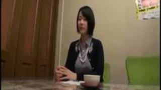 中出し人妻不倫旅行 成宮はるあ 中出し人妻不倫旅行 成宮はるあ