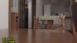 竹内乃愛 男の敏感チクビを指先でコリコリ刺激しながらのフェラ!どこでおぼえたんだこのテクw 竹内乃愛 男の敏感チクビを指先でコリコリ刺激しながらのフェラ!どこでおぼえたんだこのテクw