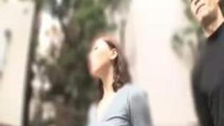 買い物帰りの若妻を宙に浮くほど�... 買い物帰りの若妻を宙に浮くほど�...