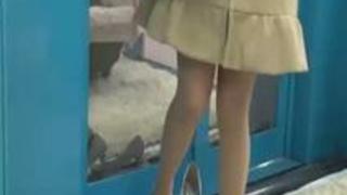 【MM号】「挿れてみたいですか?」清涼感あふれる幼妻が童貞クンを見事に筆おろし! 【MM号】「挿れてみたいですか?」清涼感あふれる幼妻が童貞クンを見事に筆おろし!