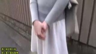 【S級素人】「こっ、このまま出してッ!」中出し大好きな爆乳美女を出会い系で釣り上げ生ハメ! 【S級素人】「こっ、このまま出してッ!」中出し大好きな爆乳美女を出会い系で釣り上げ生ハメ!