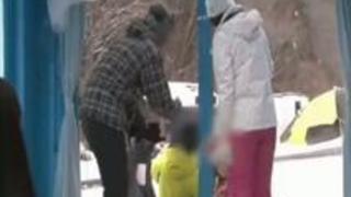 【MM号】サークル仲間でMM号乗車→中出しパコした大学生男女 【MM号】サークル仲間でMM号乗車→中出しパコした大学生男女