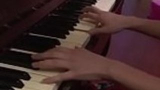 志野めぐみは、厄介な犬のファックのために彼女のお尻を曲げます 志野めぐみは、厄介な犬のファックのために彼女のお尻を曲げます