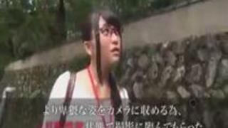 いいなり温泉旅行 SOD女子社員 最年少宣伝部 入社2年目 加藤ももか(21) いいなり温泉旅行 SOD女子社員 最年少宣伝部 入社2年目 加藤ももか(21)