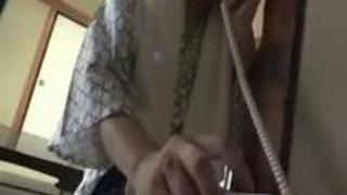 旅館でマッサージを頼んだら人妻 旅館でマッサージを頼んだら人妻