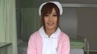 【成瀬心美】小柄ながらもおっぱいはデカイエッチな看護師!!小さなお口で巨根を相手に頑張る! 【成瀬心美】小柄ながらもおっぱいはデカイエッチな看護師!!小さなお口で巨根を相手に頑張る!
