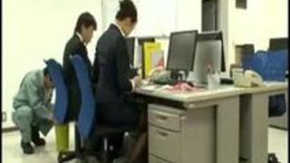 【企画】直穿きパンスト越しに挿入される歯がゆい感覚に我慢できず自ら穴を開けてセックスを求めだす美脚OL【RedTube】 【企画】直穿きパンスト越しに挿入される歯がゆい感覚に我慢できず自ら穴を開けてセックスを求めだす美脚OL【RedTube】