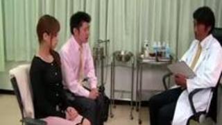 【吉沢明歩】ダンナの前で…感じすぎて潮吹きも魅せる人妻… 【吉沢明歩】ダンナの前で…感じすぎて潮吹きも魅せる人妻…