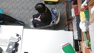 最後の時間彼女はここで暴行します 最後の時間彼女はここで暴行します