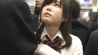 jeunes japonaises soumisesペロテス列車の列車 jeunes japonaises soumisesペロテス列車の列車