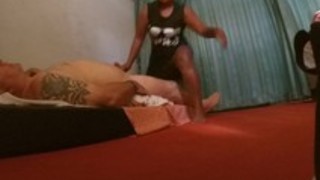 20 USDリアルタイのマッサージとフェラの吹き抜けのフェラチオ 20 USDリアルタイのマッサージとフェラの吹き抜けのフェラチオ