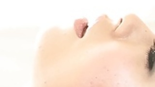 Busty Sara Seori驚くべき日本のポルノ・カム Busty Sara Seori驚くべき日本のポルノ・カム