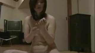 【ヘンリー塚本】刑務所から出て来たばかりの元亭主に身体を求められる熟女妻。断りながらも発情ファック! 【ヘンリー塚本】刑務所から出て来たばかりの元亭主に身体を求められる熟女妻。断りながらも発情ファック!