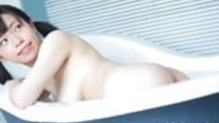 彼女のデビュームービーにアマチュア鈴木朝日が登場 彼女のデビュームービーにアマチュア鈴木朝日が登場