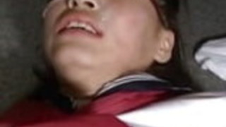 教師に犯された日本の女子高生 教師に犯された日本の女子高生