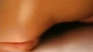 着物のティーン・ジャパニーズ・ガールフレンドが彼女のお尻で 着物のティーン・ジャパニーズ・ガールフレンドが彼女のお尻で