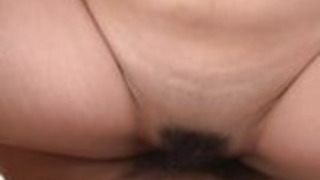 3つのcを吸った後、美しいアジアのブルネットライドコック 3つのcを吸った後、美しいアジアのブルネットライドコック