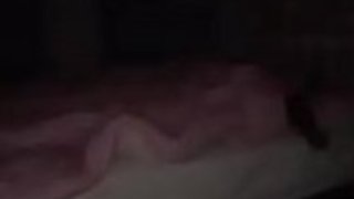 大きなラウンドのおっぱいを持つ日本の母が目を覚まし、彼女の息子を彼女のおっぱいで遊んでいるのを見つけて、 大きなラウンドのおっぱいを持つ日本の母が目を覚まし、彼女の息子を彼女のおっぱいで遊んでいるのを見つけて、