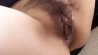 弟と学校制服で日本の女子高生 弟と学校制服で日本の女子高生