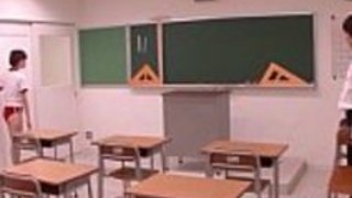 無邪気な女子学生が彼女の毛深い教師のコックを喜ばせる方法を学んだ 無邪気な女子学生が彼女の毛深い教師のコックを喜ばせる方法を学んだ