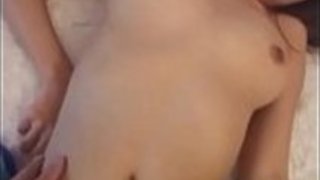 赤毛のアジア人ベイビーはセックスの前にコックを吸う 赤毛のアジア人ベイビーはセックスの前にコックを吸う