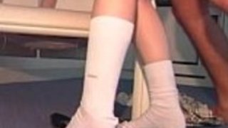 ティーンスリムな女の子の女の子角質のシャフトを取るハードと深い彼女のスリット ティーンスリムな女の子の女の子角質のシャフトを取るハードと深い彼女のスリット