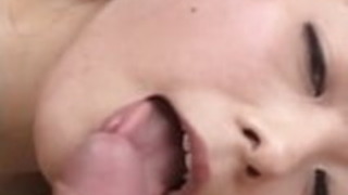 アンリ・ソノザキ、喉の詰まりを激しく煽る アンリ・ソノザキ、喉の詰まりを激しく煽る