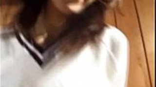 笑顔の日本のアジア人の女の子がセックスを楽しむ 笑顔の日本のアジア人の女の子がセックスを楽しむ