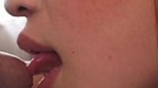 美しいアジアの女の子が激しく犯された 美しいアジアの女の子が激しく犯された