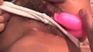 オルガスムは飢えたジャムの女子生徒を濡らしていた。 オルガスムは飢えたジャムの女子生徒を濡らしていた。