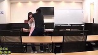 激カワな学生がタイツを破られて、許可なくハメられる事に 激カワな学生がタイツを破られて、許可なくハメられる事に