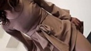 ソロは非常にかわいいアジアのベイビーと一緒に行動します。彼女はHD + ソロは非常にかわいいアジアのベイビーと一緒に行動します。彼女はHD +